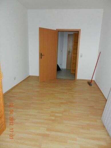 Zimmer Plauen Haselbrunn - 3 Zimmer, 68 m&sup2;, 290&euro; | Angebot:25666878