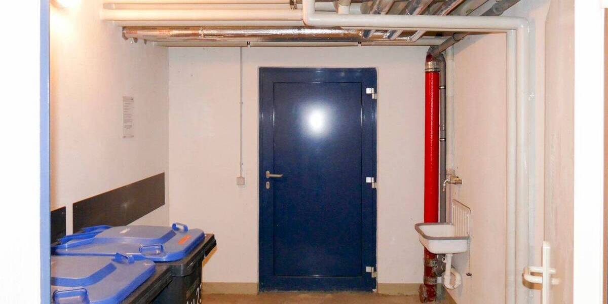 Etagenwohnung Greiz Irchwitz - 2 Zimmer, 64 m&sup2;, 55.000&euro; | Angebot:25666526