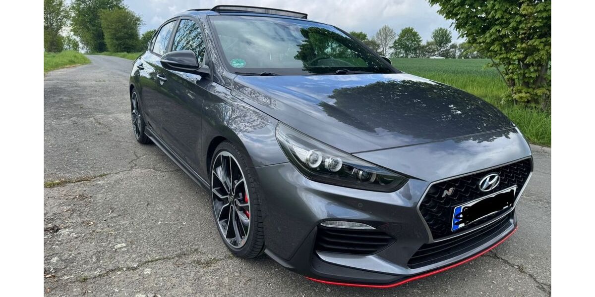 Hyundai i30 42.000 km 21.000 &euro; Reichenbach 08468