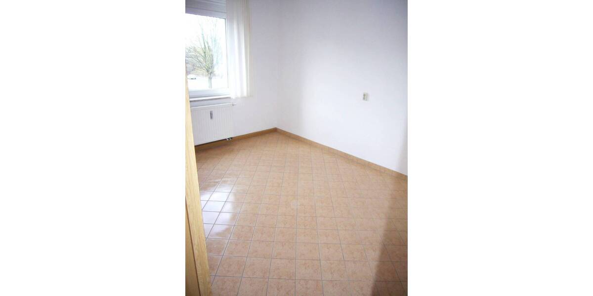 Etagenwohnung Plauen Südvorstadt - 2 Zimmer, 49 m&sup2;, 260&euro; | Angebot:26170901