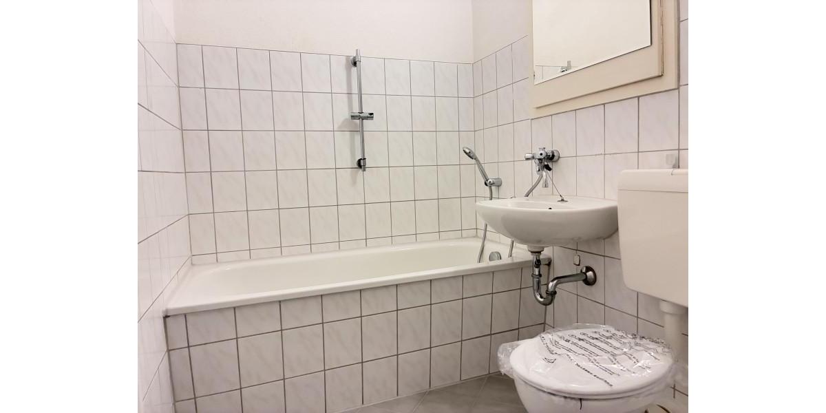 Etagenwohnung Plauen Alt Chrieschwitz - 3 Zimmer, 56 m&sup2;, 274&euro; | Angebot:26365863