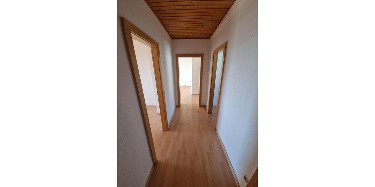Etagenwohnung Treuen - 3 Zimmer, 58 m&sup2;, 222&euro; | Angebot:26049349