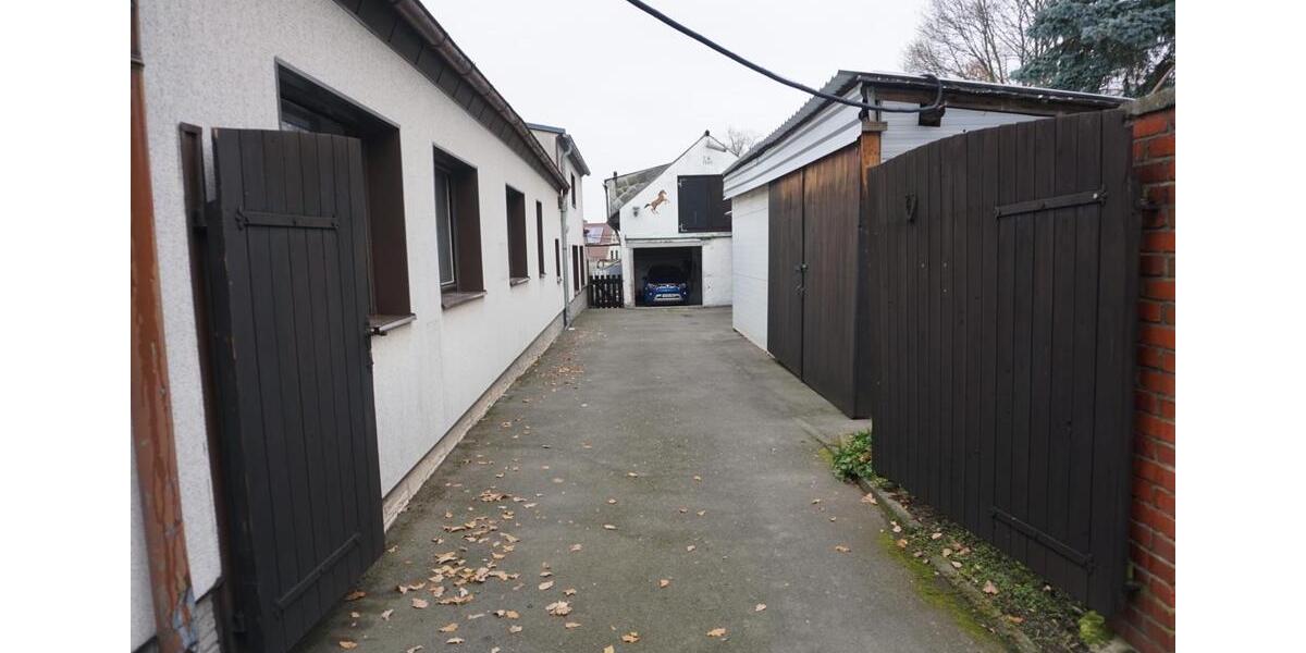 Doppelhaushälfte Reichenbach im Vogtland - 12 Zimmer, 239 m&sup2;, 120.000&euro; | Angebot:26625891