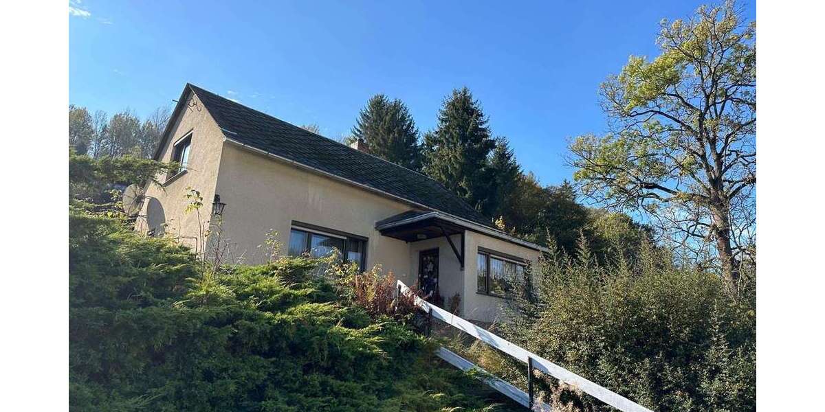 Einfamilienhaus Bad Elster - 2 Zimmer, 94 m&sup2;, 130.000&euro; | Angebot:25991803