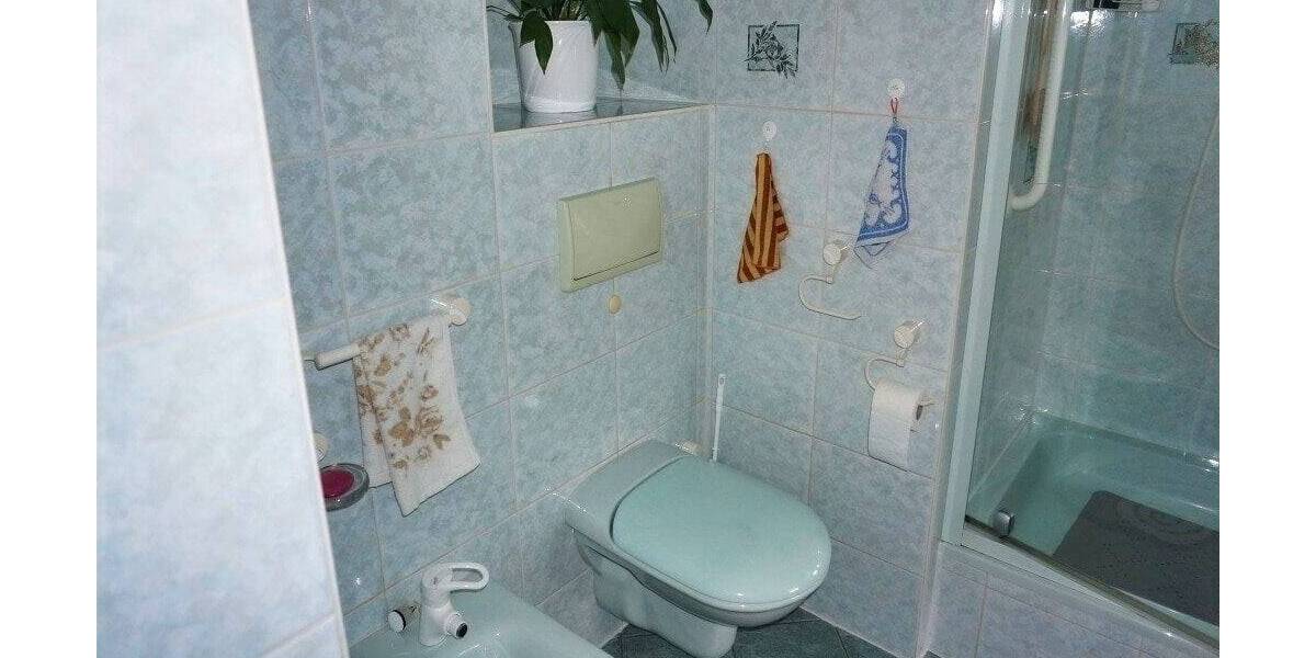 Einfamilienhaus Klingenthal Zwota - 8 Zimmer, 175 m&sup2;, 90.000&euro; | Angebot:25662072