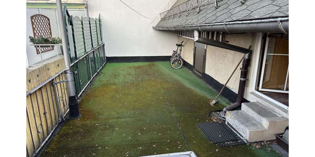 Einfamilienhaus - Raumwunder, teilmöbliert zu verkaufen - Einfamilienhaus Schleiz | Angebot:26000087