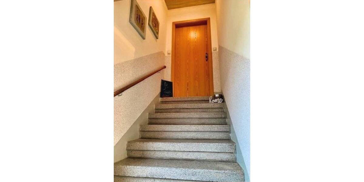Doppelhaushälfte Lengenfeld - 8 Zimmer, 192 m&sup2;, 115.000&euro; | Angebot:26741160