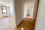 Dachgeschoßwohnung Greiz - 4 Zimmer, 83 m&sup2;, 495&euro; | Angebot:26476621