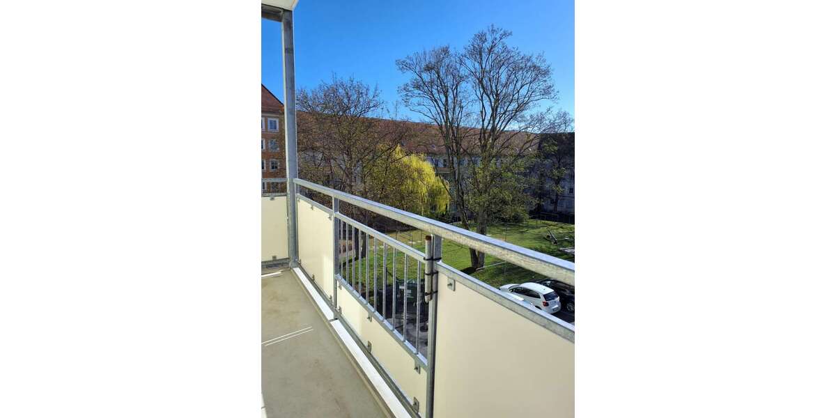 Etagenwohnung Plauen Neundorfer Vorstadt - 3 Zimmer, 68 m&sup2;, 387&euro; | Angebot:26095589