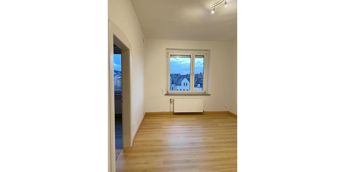 Etagenwohnung Hof Altstadt - 5 Zimmer, 131 m&sup2;, 795&euro; | Angebot:25292583