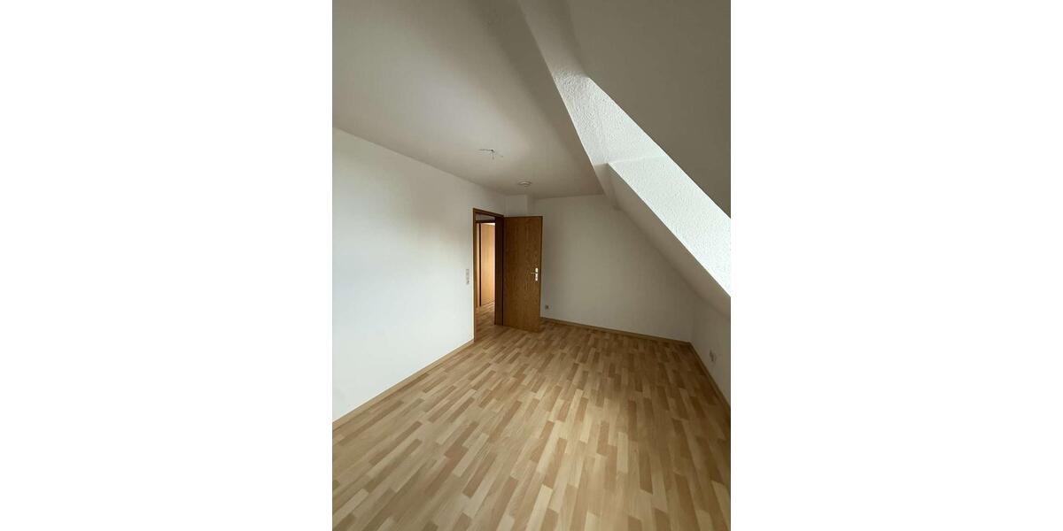 Etagenwohnung Plauen Altstadt - 3.5 Zimmer, 73 m&sup2;, 438&euro; | Angebot:24421981