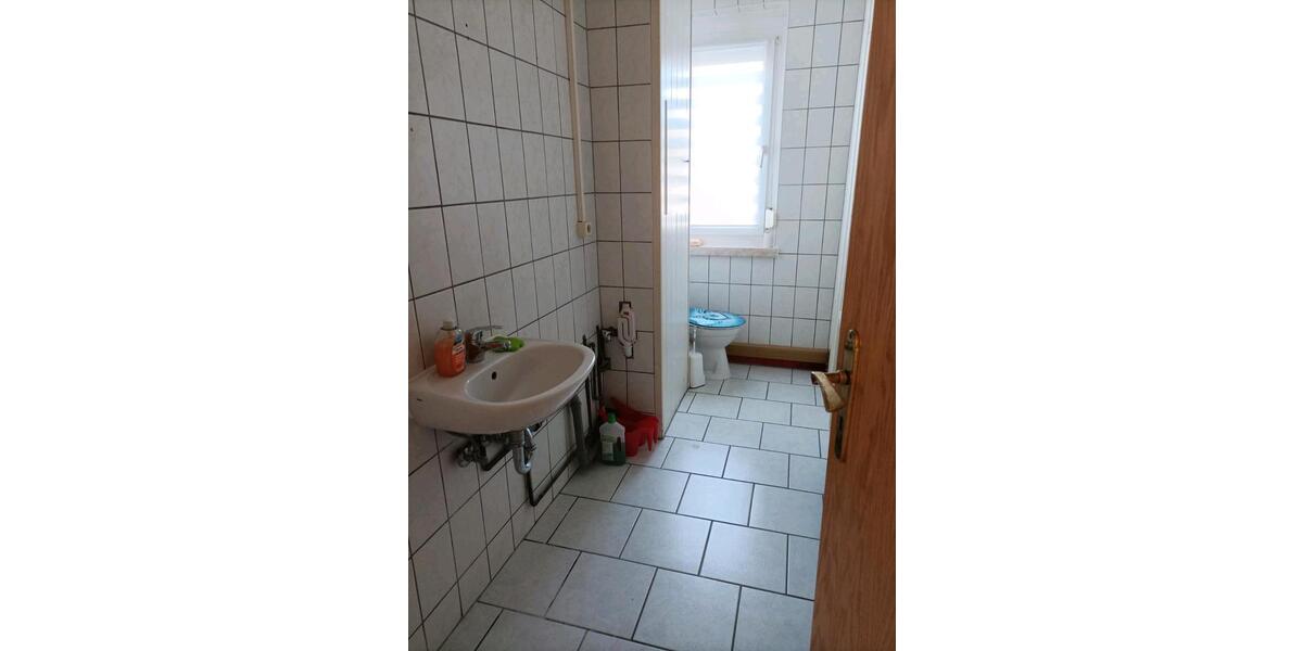 Erdgeschoßwohnung Weischlitz - 3 Zimmer, 69 m&sup2;, 59.000&euro; | Angebot:26522960