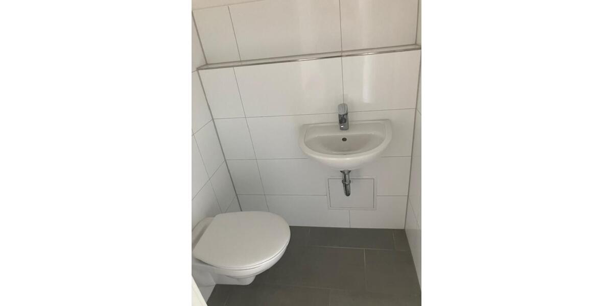 Dachgeschoßwohnung Plauen - 4.5 Zimmer, 97 m&sup2;, 850&euro; | Angebot:25808074