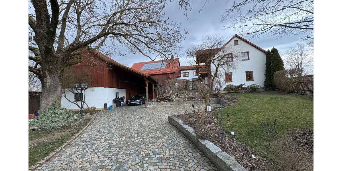 Einfamilienhaus Regnitzlosau - 9 Zimmer, 236 m&sup2;, 379.000&euro; | Angebot:26962368