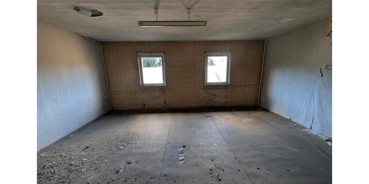 Mehrfamilienhaus, Wohnhaus Muldenhammer - 30 Zimmer, 2.400 m&sup2;, 80.000&euro; | Angebot:25879602