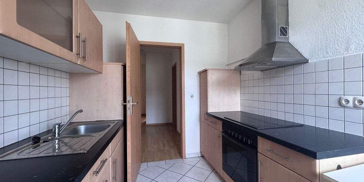 Etagenwohnung Plauen Stadtmitte - 2 Zimmer, 71 m&sup2;, 55.000&euro; | Angebot:25686174