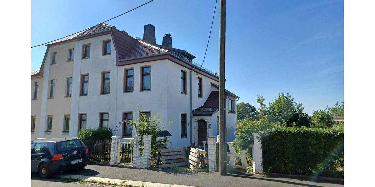 Doppelhaushälfte Pausa - 7 Zimmer, 185 m&sup2;, 65.000&euro; | Angebot:25741449