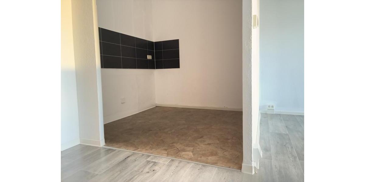 Etagenwohnung Plauen Alt Chrieschwitz - 3 Zimmer, 56 m&sup2;, 274&euro; | Angebot:26365863