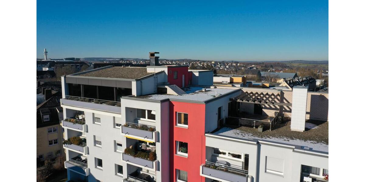 Einfamilienhaus Hof Neuhof - 5 Zimmer, 326 m&sup2;, 1.700&euro; | Angebot:26096955