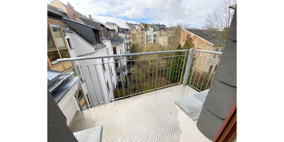 Etagenwohnung Plauen - 2 Zimmer, 71 m&sup2;, 375&euro; | Angebot:25363730