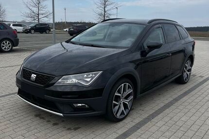 Seat Leon 69.900 km 18.490 &euro; Steinberg 08237