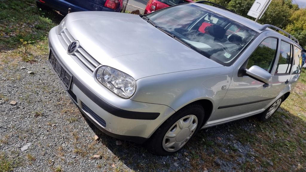 VW Golf 71.479 km 3.500 &euro; Reichenbach 08468