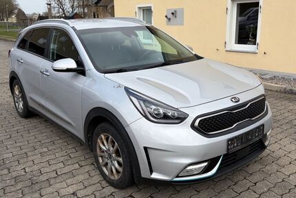Kia Niro 100.000 km 12.499 &euro; Hof 95030