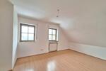 Etagenwohnung Hof Neuhof - 3 Zimmer, 80 m&sup2;, 560&euro; | Angebot:25804394