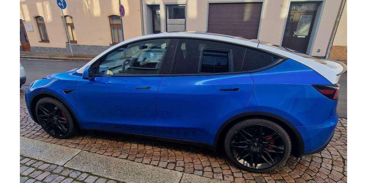 Tesla Model Y 63.000 km 32.000 &euro; Reichenbach 08468