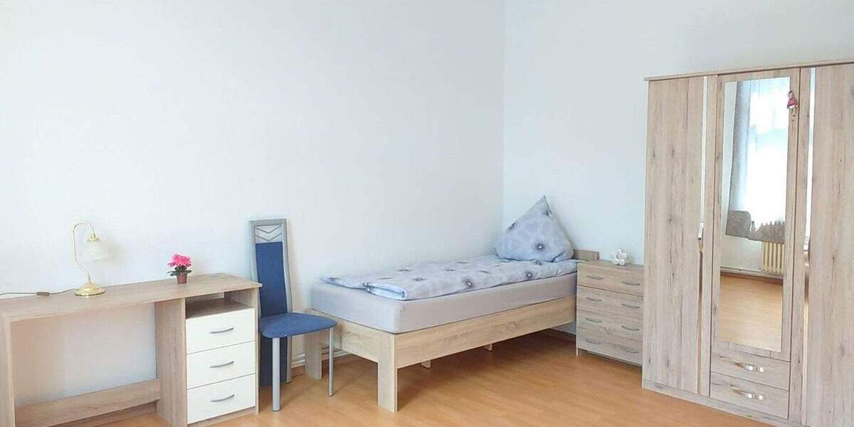 Etagenwohnung Plauen Stadtmitte - 4 Zimmer, 90 m&sup2;, 49.000&euro; | Angebot:25745243