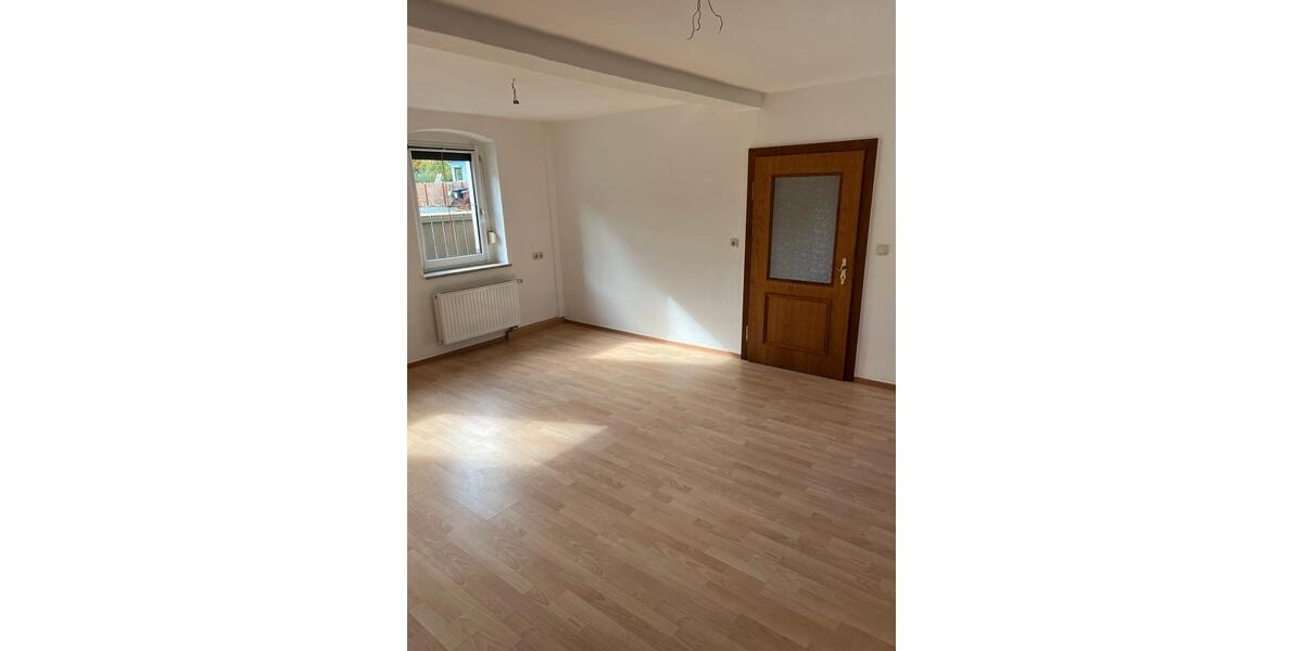 Doppelhaushälfte Plauen - 5 Zimmer, 110 m&sup2;, 119.000&euro; | Angebot:26608702