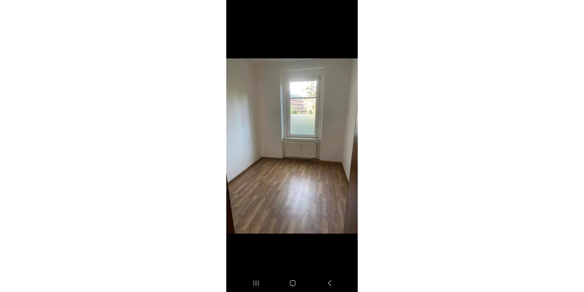 Etagenwohnung Plauen - 2 Zimmer, 42 m&sup2;, 280&euro; | Angebot:25048390