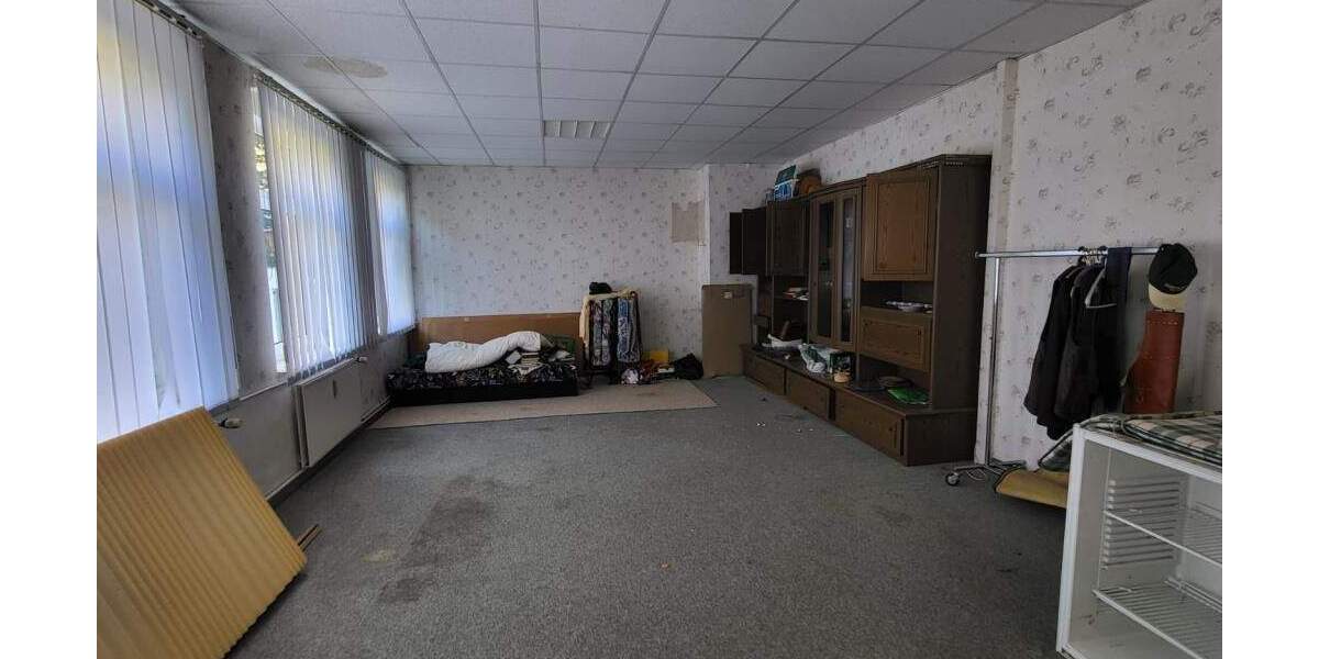 Mehrfamilienhaus, Wohnhaus Pausa-Mühltroff Pausa - 1 Zimmer, 250 m&sup2;, 30.000&euro; | Angebot:25774884