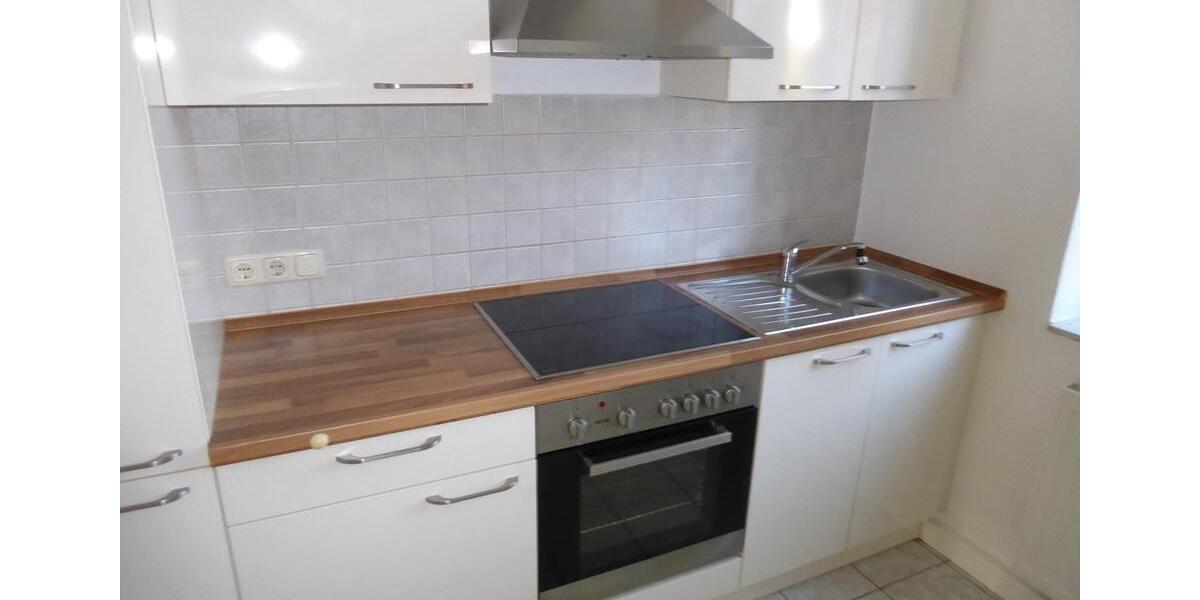 Etagenwohnung Plauen Altstadt - 2 Zimmer, 54 m&sup2;, 340&euro; | Angebot:25908675