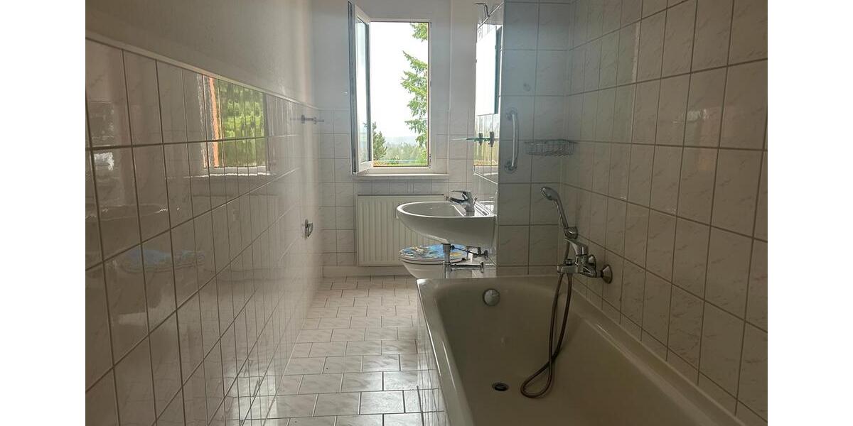 Etagenwohnung Adorf/Vogtland Vogtland - 2 Zimmer, 51 m&sup2;, 255&euro; | Angebot:26625465