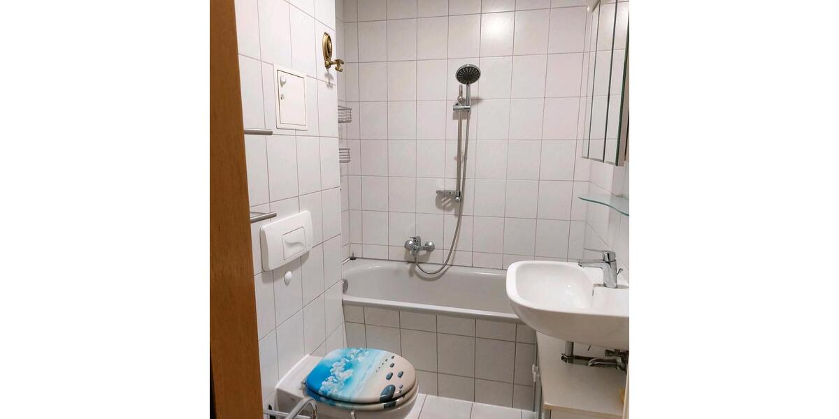 Etagenwohnung Plauen Bahnhofsvorstadt - 3 Zimmer, 64 m&sup2;, 670&euro; | Angebot:25853158