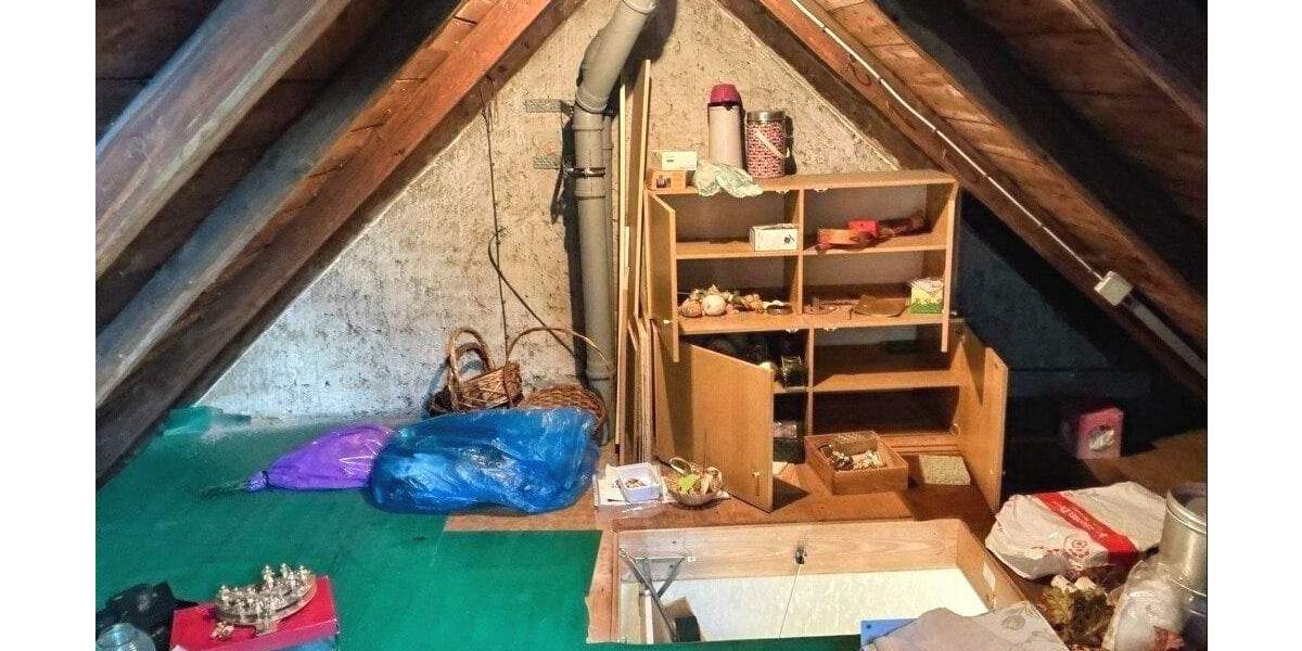 Reihenmittelhaus Oelsnitz - 4 Zimmer, 69 m&sup2;, 98.000&euro; | Angebot:25776182