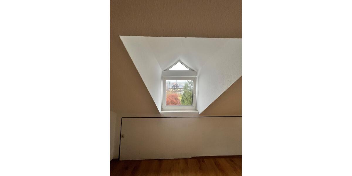 Etagenwohnung Klingenthal - 2 Zimmer, 70 m&sup2;, 345&euro; | Angebot:18941266