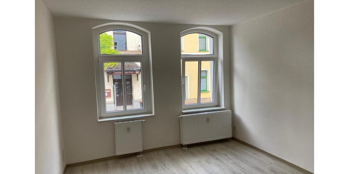 Erdgeschoßwohnung Treuen - 1 Zimmer, 33 m&sup2;, 215&euro; | Angebot:25320327