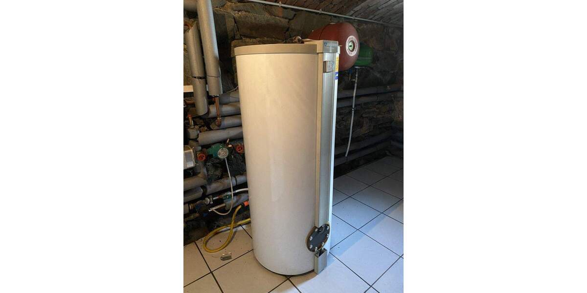 Mehrfamilienhaus, Wohnhaus Heinsdorfergrund Unterheinsdorf - 9 Zimmer, 180 m&sup2;, 50.000&euro; | Angebot:25707394