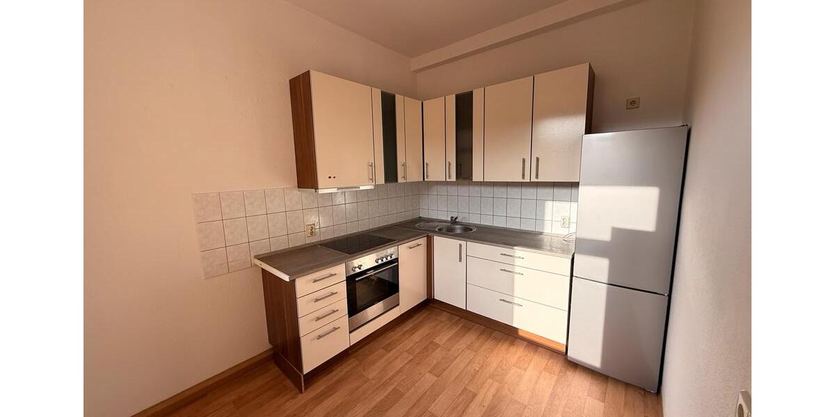 Etagenwohnung Plauen Altstadt - 3 Zimmer, 67 m&sup2;, 370&euro; | Angebot:25778200