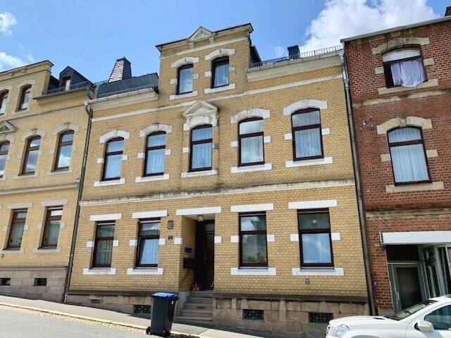 Reihenmittelhaus Netzschkau - 8 Zimmer, 176 m&sup2;, 70.000&euro; | Angebot:25741454