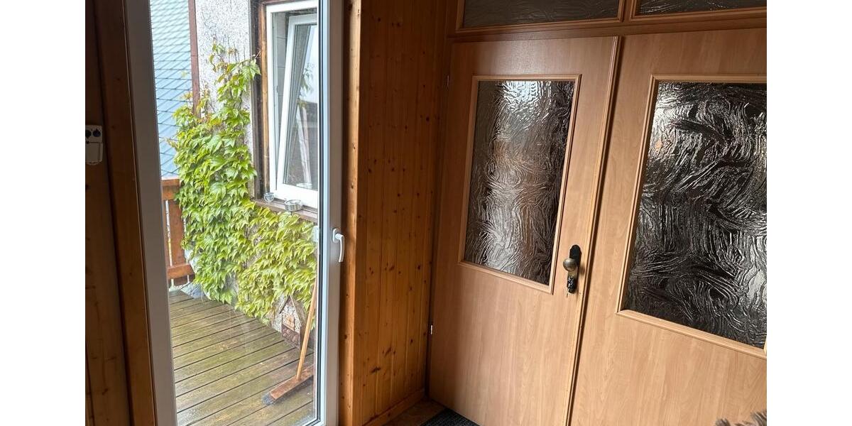 Etagenwohnung Auma-Weidatal Weidatal - 3 Zimmer, 90 m&sup2;, 750&euro; | Angebot:25139547