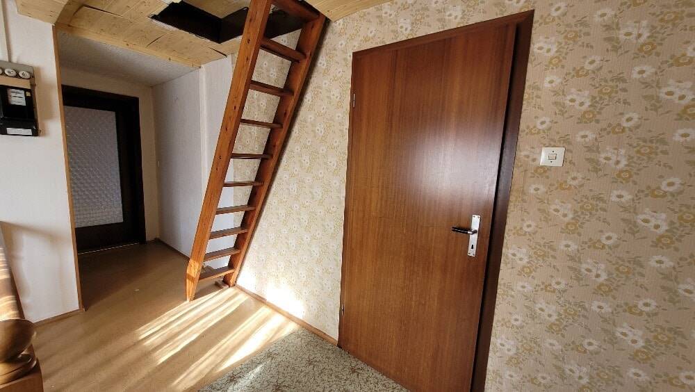 Einfamilienhaus Zobes Zobes - 6 Zimmer, 100 m&sup2;, 150.000&euro; | Angebot:25997736