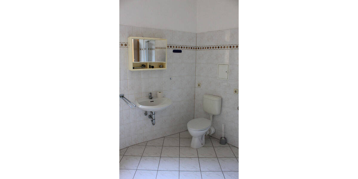 Etagenwohnung Reichenbach/V. Reichenbach - 2 Zimmer, 57 m&sup2;, 20.000&euro; | Angebot:26157452