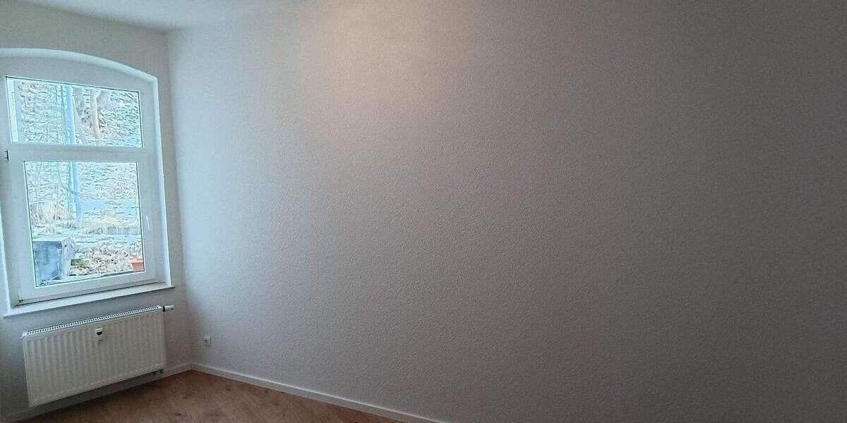 Etagenwohnung Reichenbach im Vogtland Reichenbach - 3 Zimmer, 66 m&sup2;, 400&euro; | Angebot:25769865