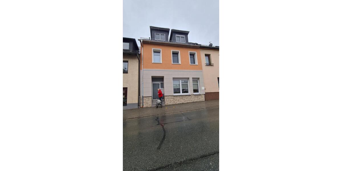 Erdgeschoßwohnung Schleiz - 2 Zimmer, 61 m&sup2;, 420&euro; | Angebot:25377417