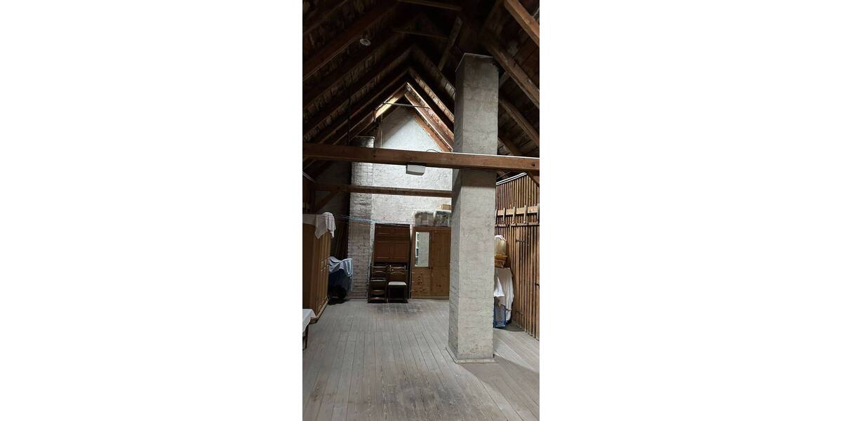 Etagenwohnung Rodewisch - 4 Zimmer, 92 m&sup2;, 79.000&euro; | Angebot:25686156