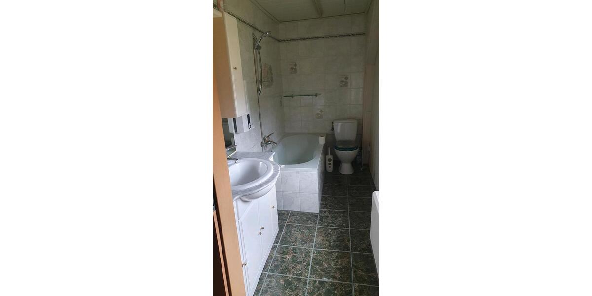 Mehrfamilienhaus, Wohnhaus Oelsnitz (Vogtland) - 6 Zimmer, 160 m&sup2;, 55.000&euro; | Angebot:26458916