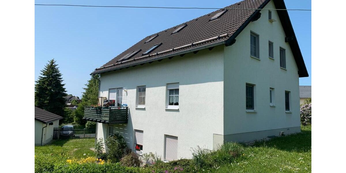 Etagenwohnung Greiz - 4 Zimmer, 90 m&sup2;, 156.000&euro; | Angebot:26123855